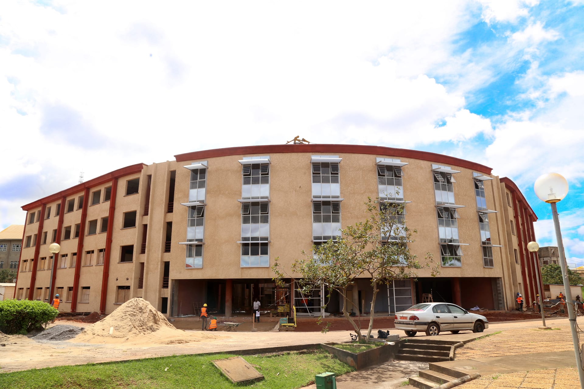 Université Catholique d'Afrique Centrale (UCAC) — 3